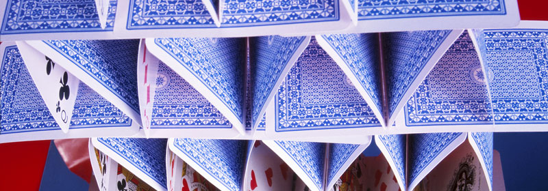 Piramid cards